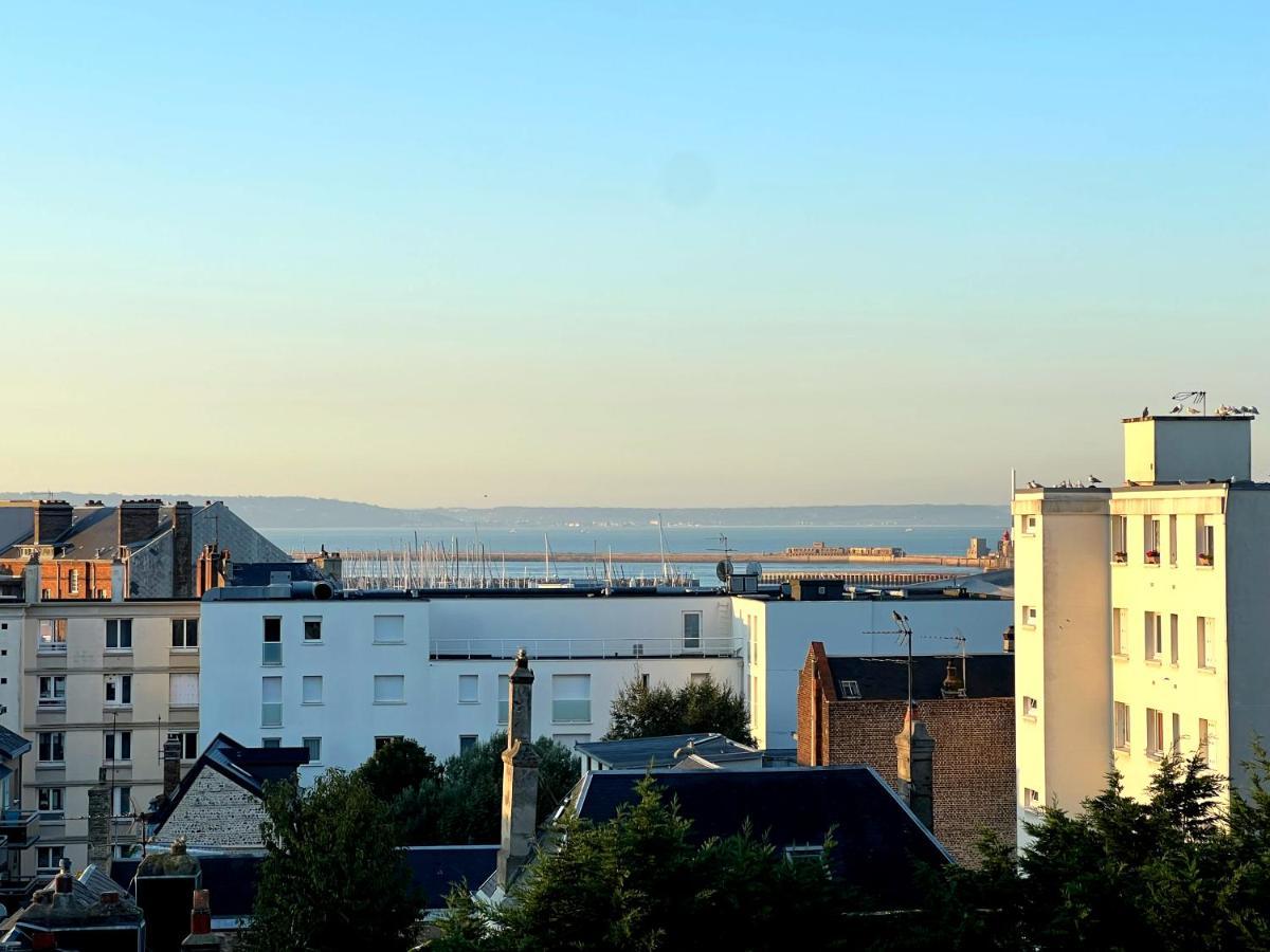 Le Petit Nid Perche Sous Les Toits, Vue Mer Le Havre Esterno foto